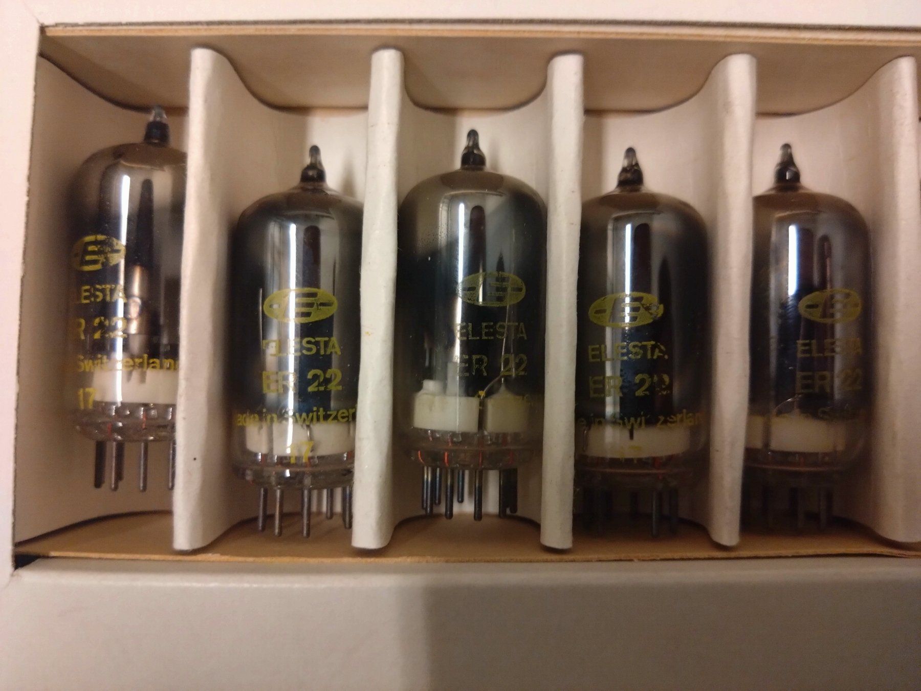 Elektronikbauteile: Elektronenröhren / Vacuum tube – Gebraucht aus Nuglar von SwissJukebox 1