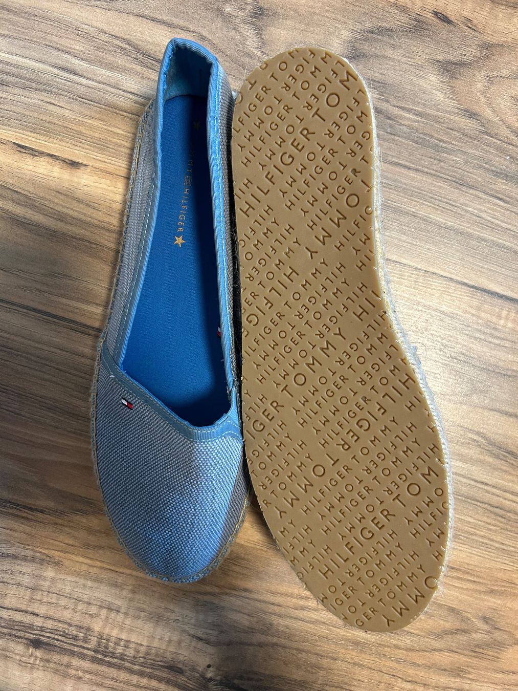 Scarpe da donna: Tommy Hilfiger Espadrilles hellblau Grösse 41 – Nuovo (secondo la descrizione) da Wila venduto da mic_xg2f 1