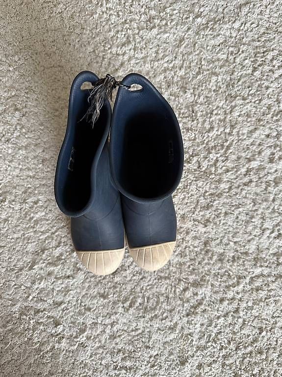 Scarpe per ragazzi: Regenschuhe Crocs Gr 33 – Usato da Küsnacht ZH venduto da nat_m97w 3