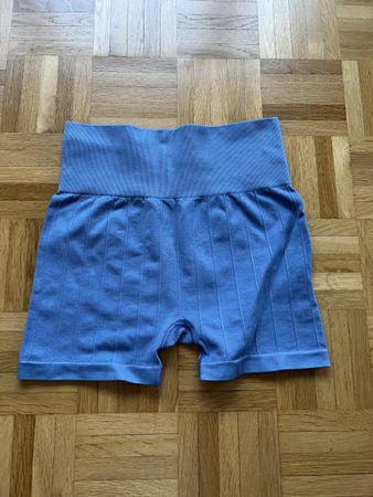 Kurze Sportleggings von H&M