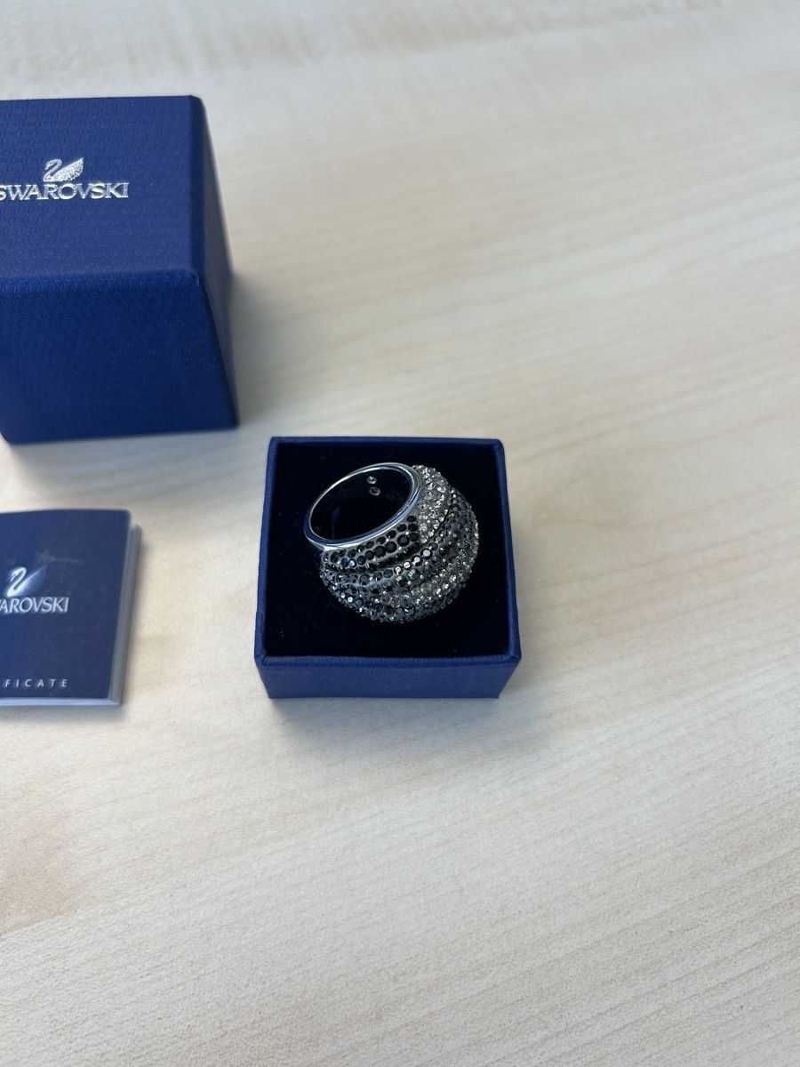Swarovski Ringe: Swarovski Ring mit Kristallen Grösse 60 – Neu (gemäss Beschreibung) aus Zuchwil von celixne 2