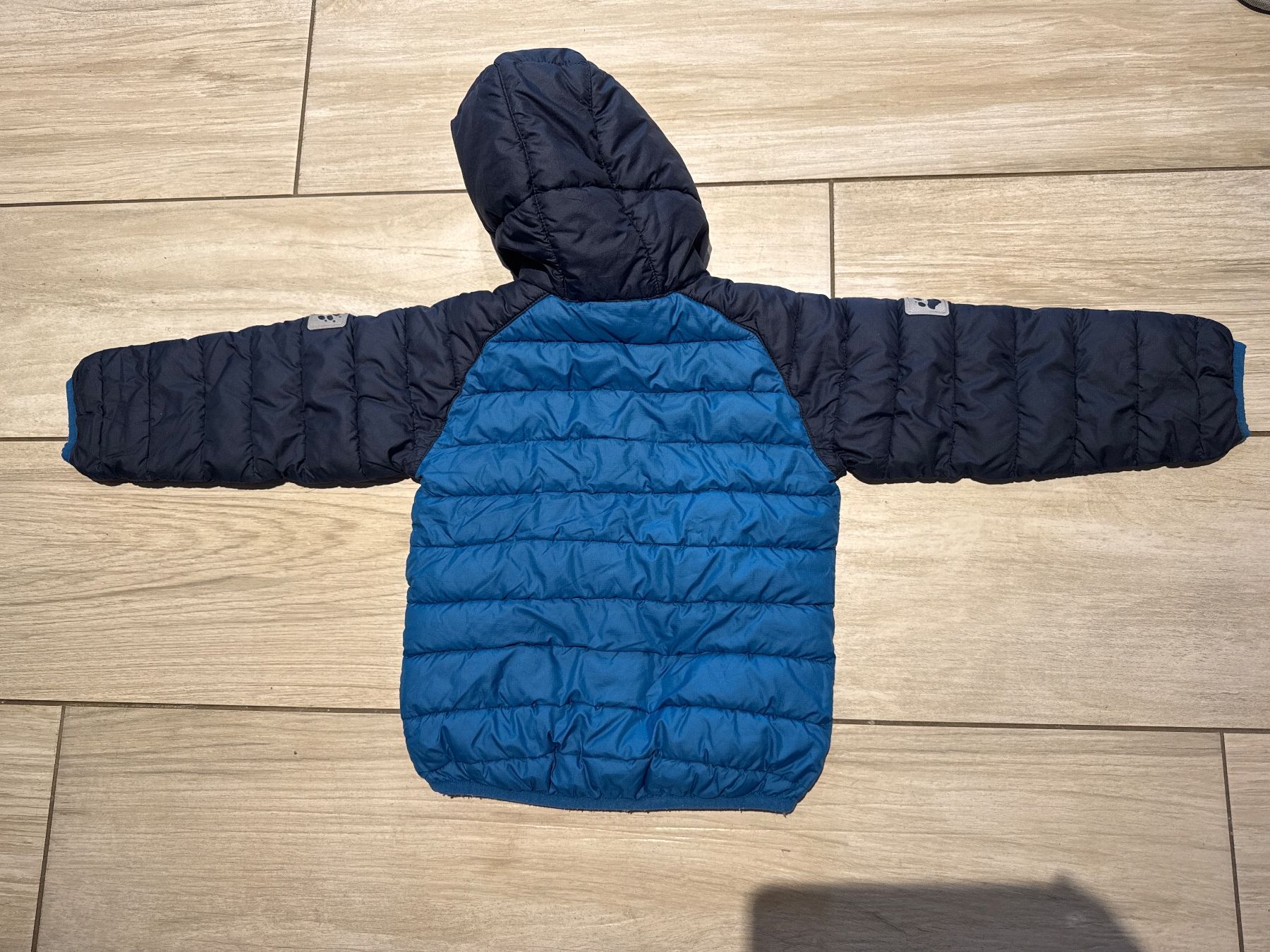 Jack Wolfskin Jacken & Mäntel: Jack Wolfskin Jacke 104 – Gebraucht aus Gelterkinden von Familienferien 1