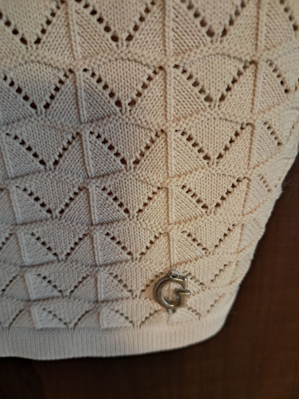 Guess Tops: Guess Top S – Gebraucht aus Kefikon TG von theratpack20 3