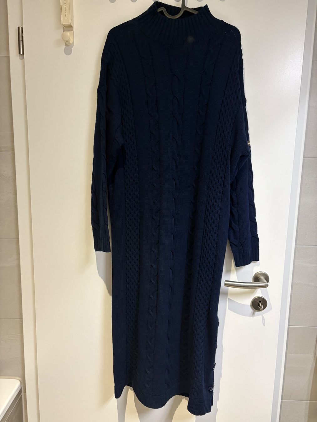 Vestiti: Robe-pull longue Disney Mickey Mouse L – Usato da Monts-de-Corsier venduto da mon_rp2m
