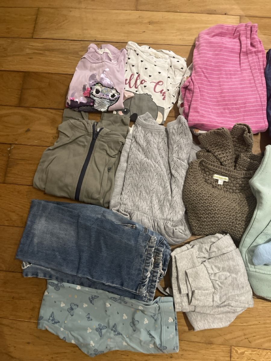 Lotti & Set di vestiti: Kleiderpaket Mädchen  – Usato da Basel venduto da hal_s2bt 1
