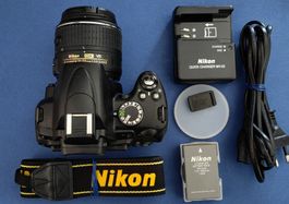 Nikon D5000 mit Nikkor 18-55mm  DX VR Objektiv