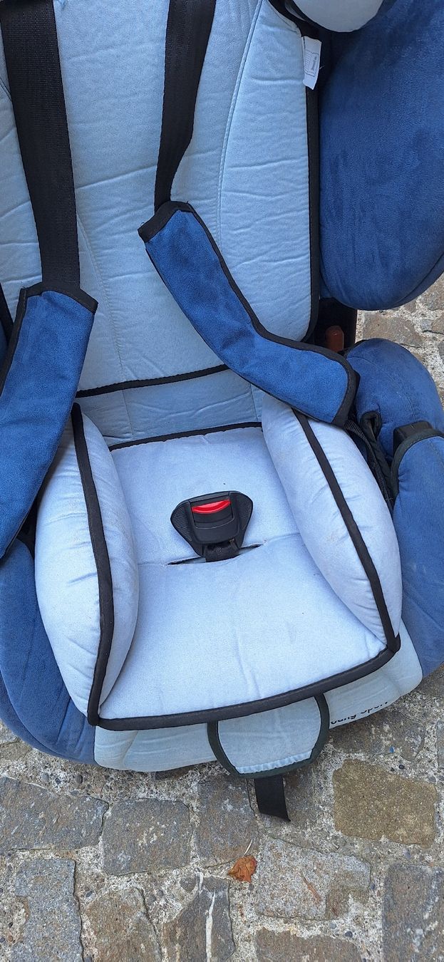 Recaro Sièges auto: Kindersitz Recaro 9-36 kg – D'occasion à Aarau par Bben5 6