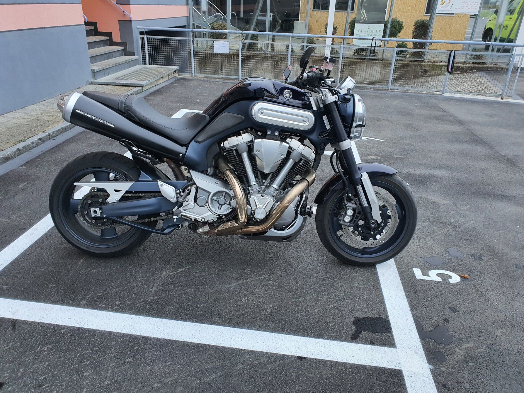 Yamaha Strada: Yamaha MT01 – Usato da Erstfeld venduto da Gina033 1