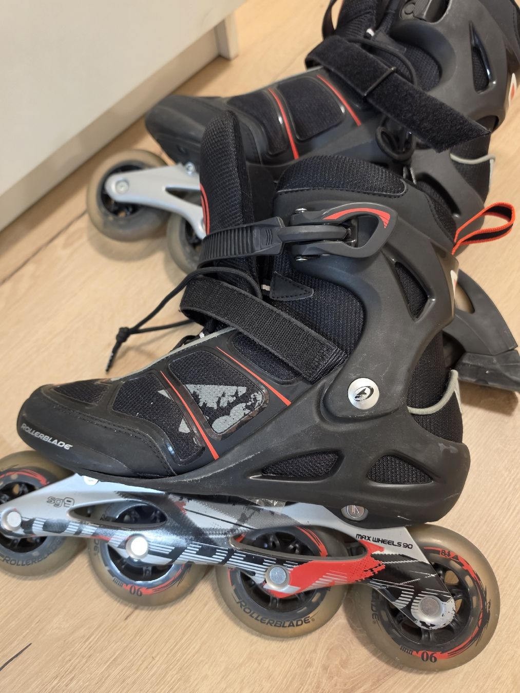 Inline-Skating & Rollschuhe: Rollerskates Rollerblade Grösse 44 gebraucht – Gebraucht aus Dottikon von Igneele 3