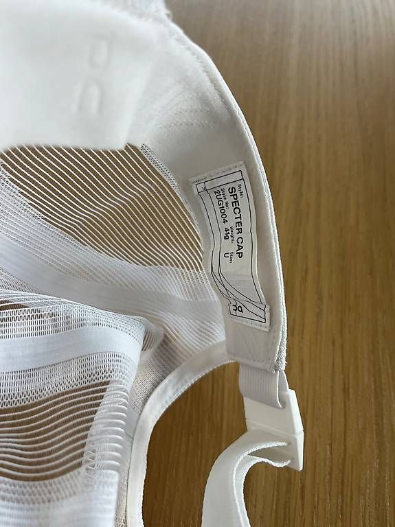 Sonstige Kleidung & Accessoires: On Running Specter Cap Weiss white – Neu und originalverpackt aus Güttingen von sin_6lcy 1