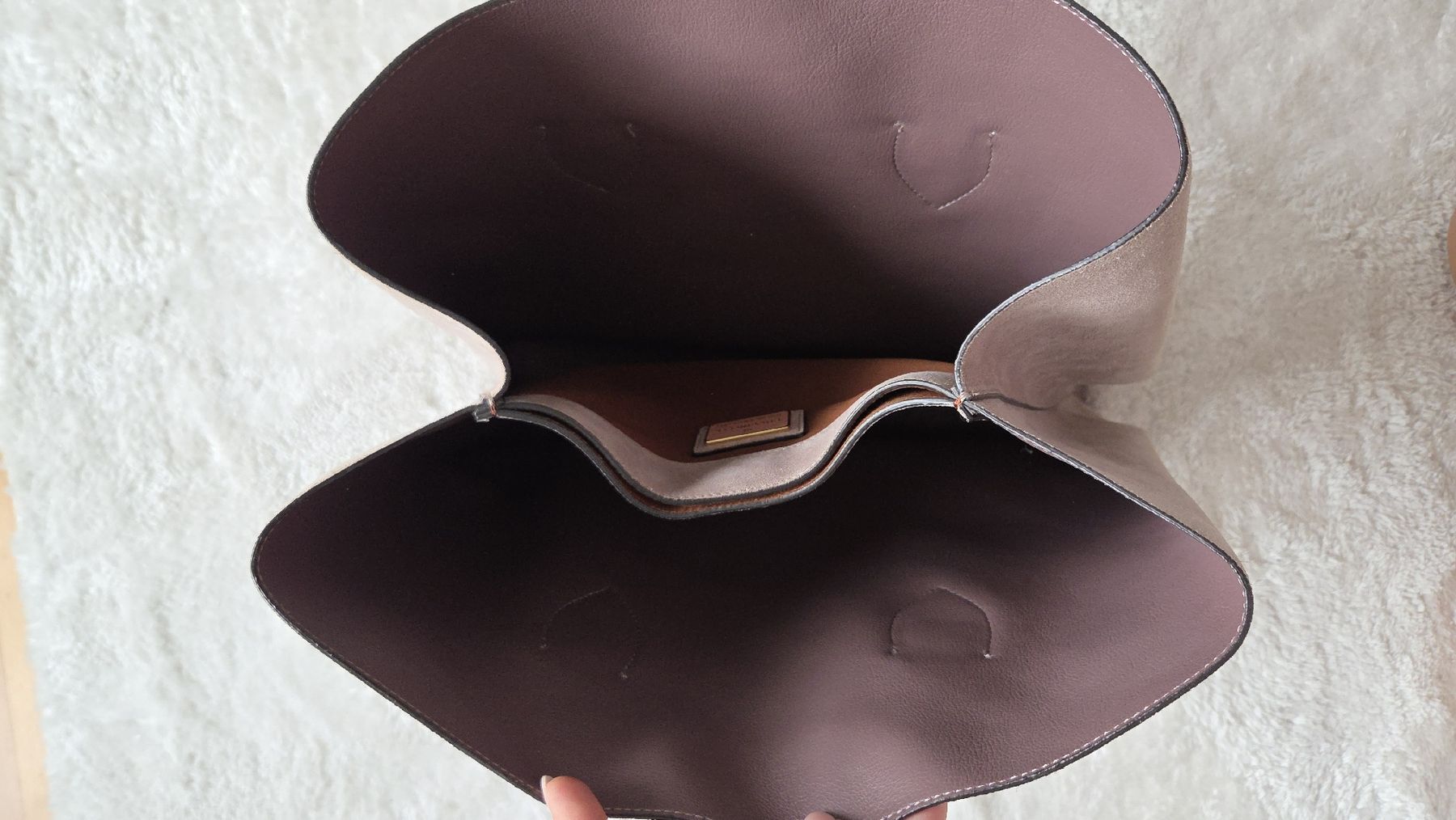 Coccinelle Borse da donna: Coccinelle Handtasche Rosa – Usato da Schlieren venduto da Ana1995_ 1