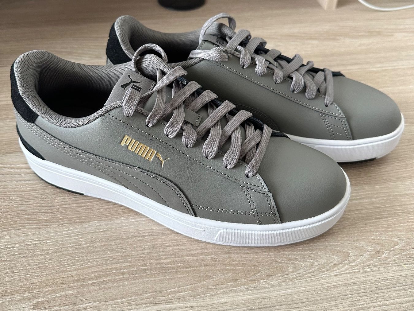 Puma Scarpe da uomo: Puma Sneaker, Unisex, Grösse 40.5 – Nuovo e nell'imballaggio originale da Biel/Bienne venduto da noarech.