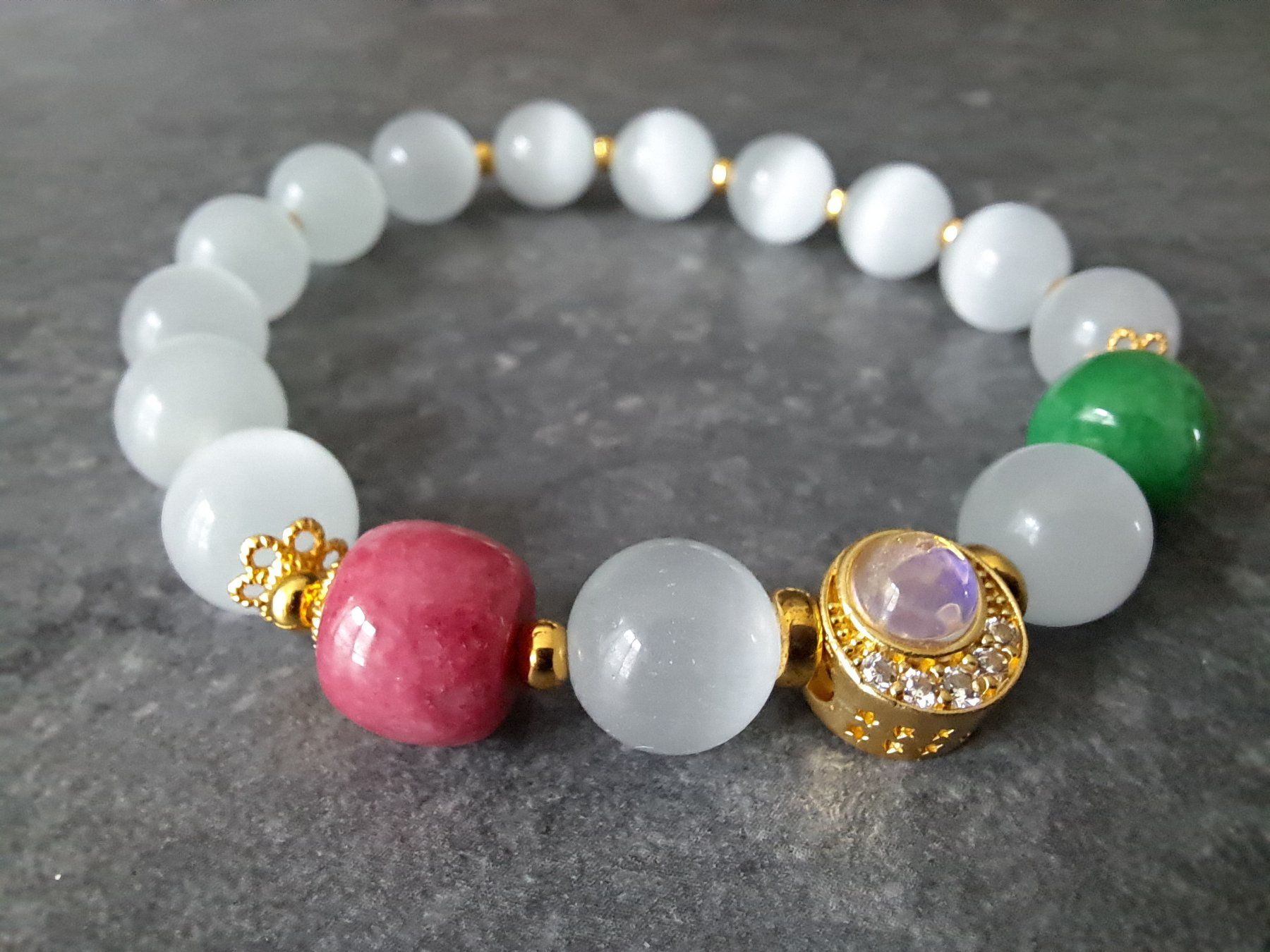 Armbänder & -reifen: Bracelet en perles d'opale – Gebraucht aus St-Imier von supernova21 2