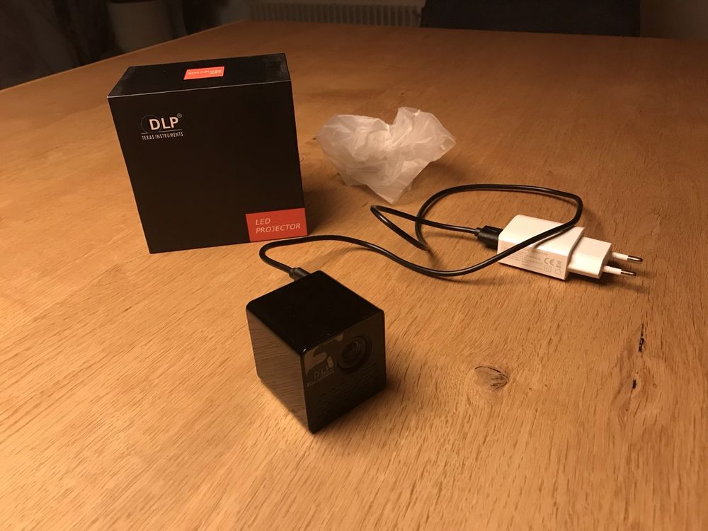 LED Projektor Texas Instruments DLP | Kaufen auf Ricardo