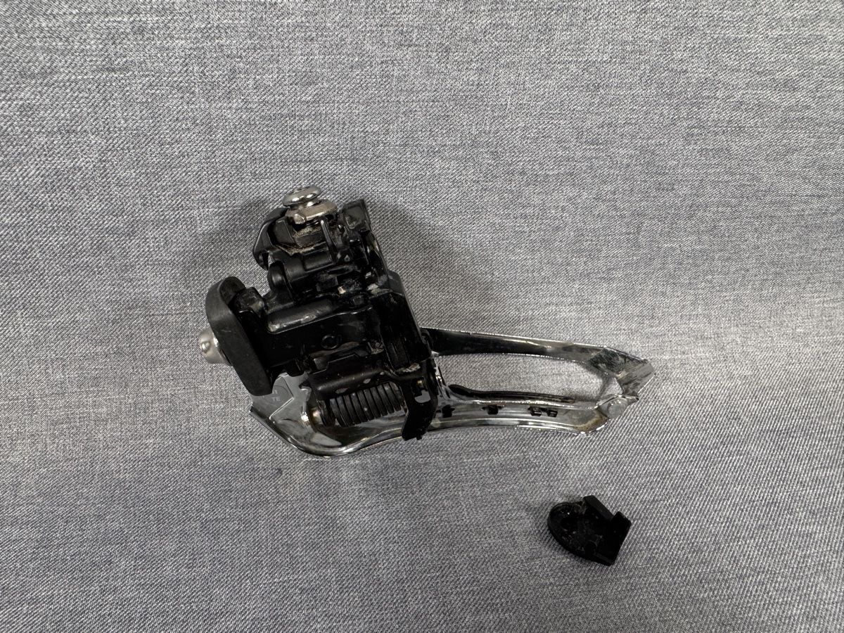Shimano Pezzi di ricambio: Shimano GRX Umwerfer FD-RX810 – Nuovo (secondo la descrizione) da Zürich venduto da Marble 3