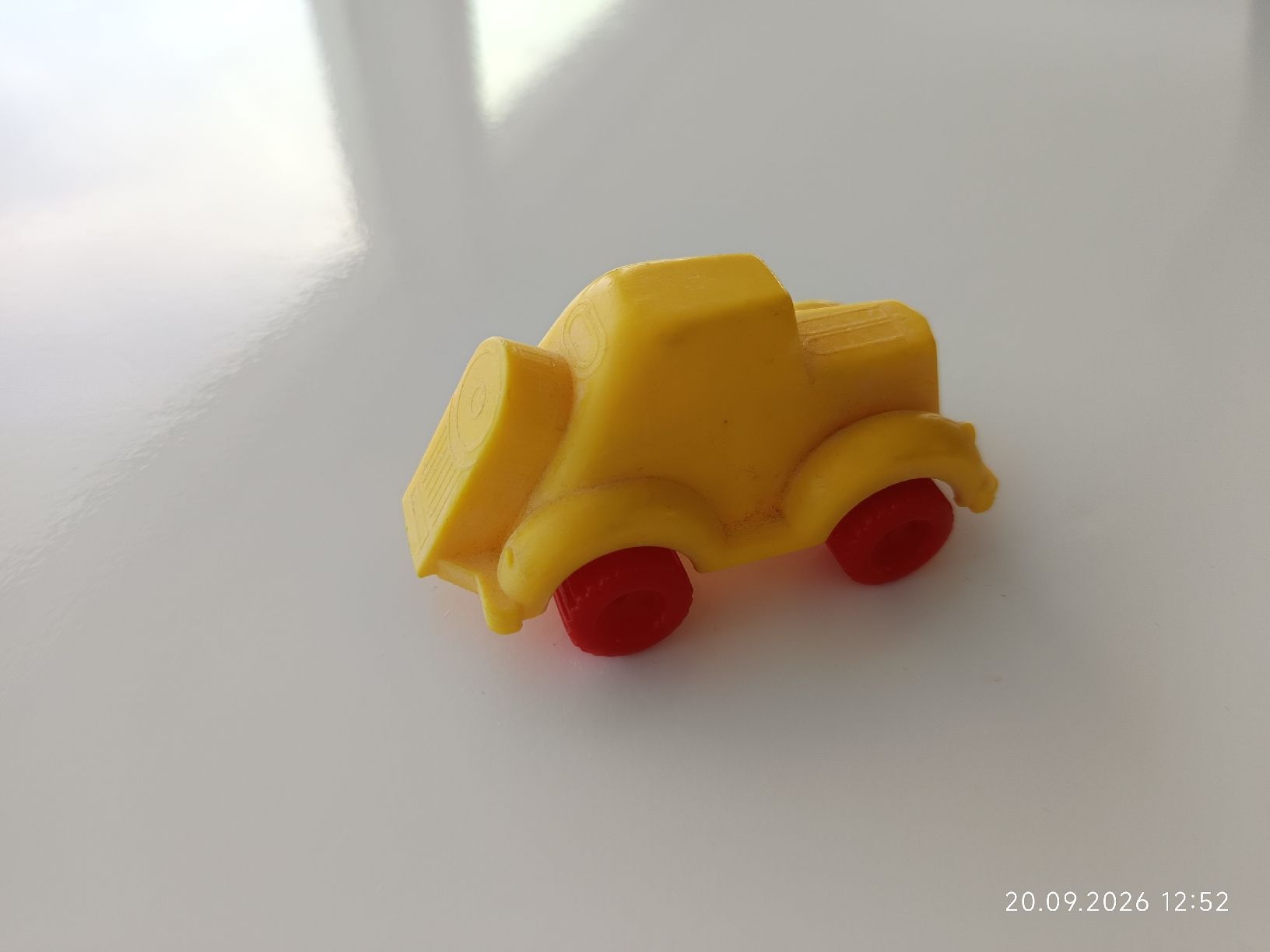 Jouets: spin mania und auto – D'occasion à Bergdietikon par Riviera83 2
