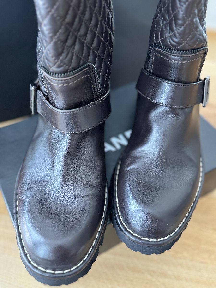 Chanel Damenschuhe: Leder Motorradstiefel n.40 – Neu (gemäss Beschreibung) aus Wallisellen von Corinne.- 5