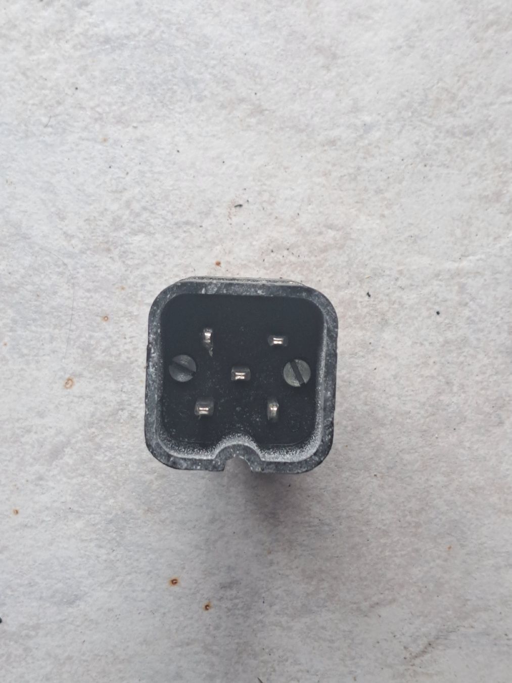Spine: J15 /5 Stecker 5 Pollig – Usato da Wettingen venduto da ML03