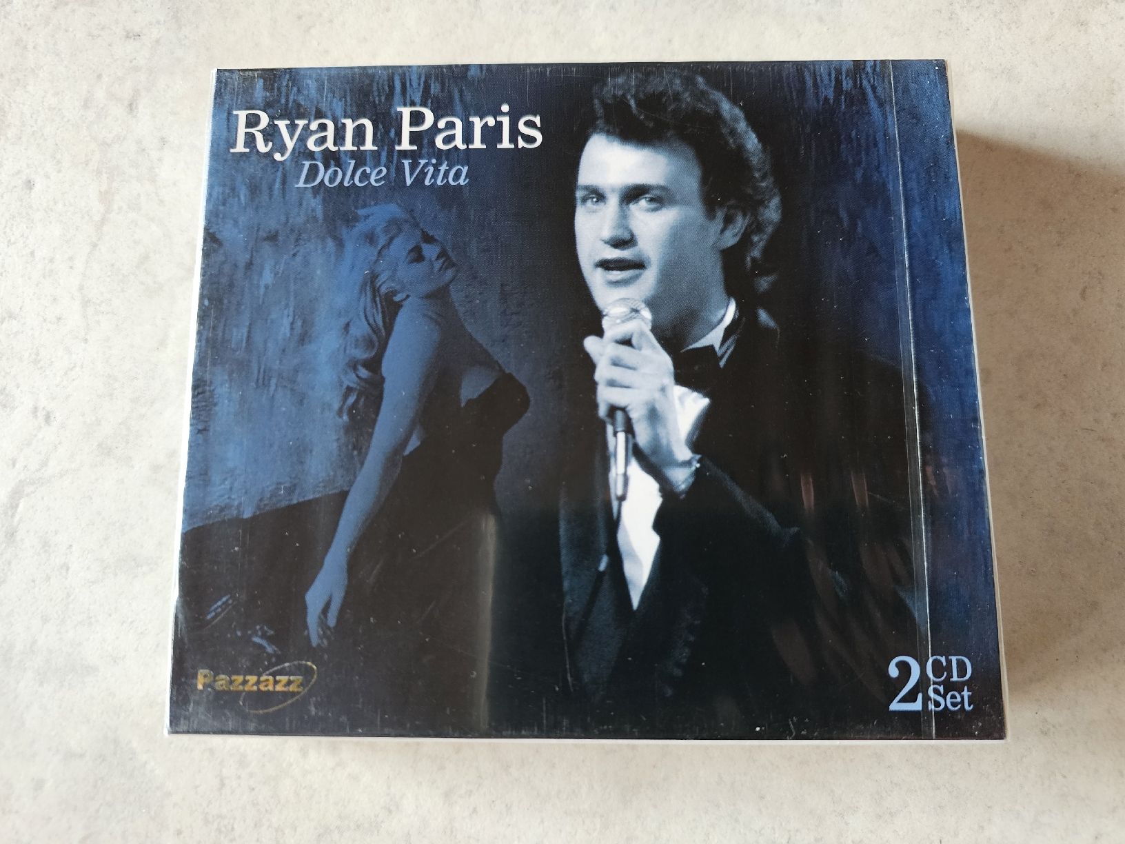 CD: Ryan Paris  -  Dolce Vita / 2 CD Set / Fabrikneu – Nuovo e nell'imballaggio originale da Schneisingen venduto da backstore24