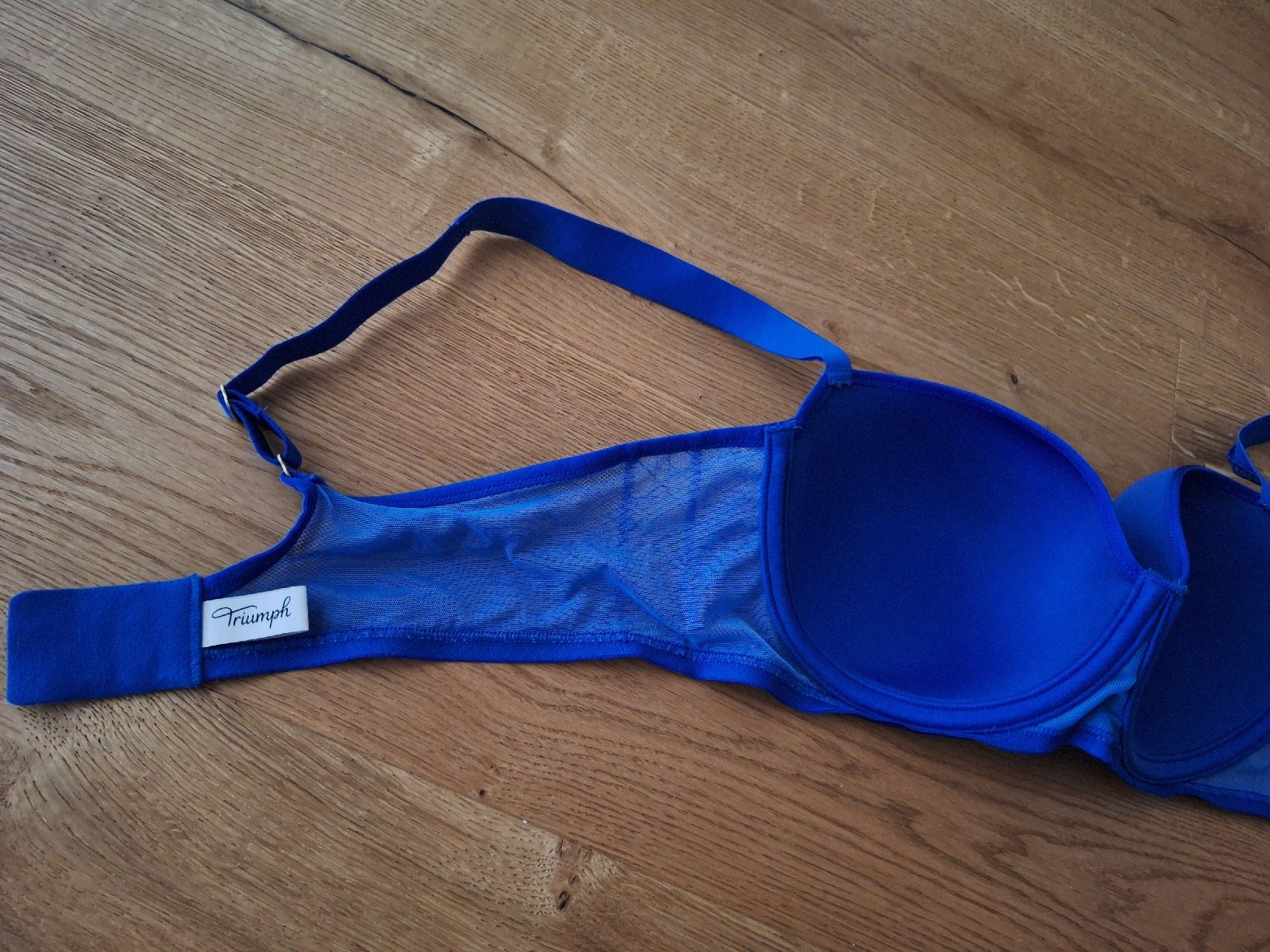 Triumph Altra biancheria intima: Neuer TRIUMPH BH Gr. 85 C – Nuovo (secondo la descrizione) da Dörflingen venduto da Crazyachmed 1