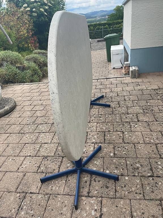 Tables: Gartentisch oval – D'occasion à Belp par Fabuloso0