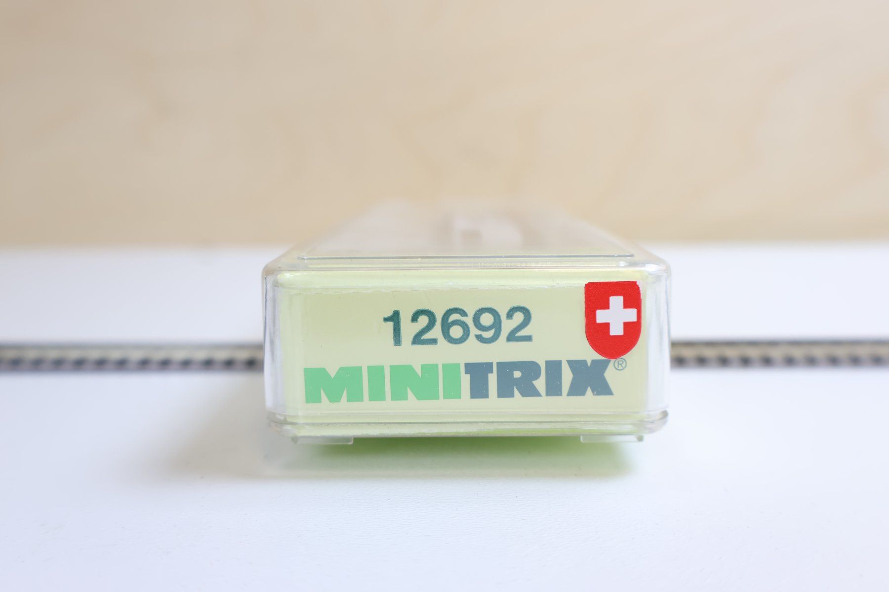 Trix Trains électriques: Minitrix SBB Re 460 E-Lok "Tilsiter" 12692 – D'occasion à Winterthur par Monstera 8