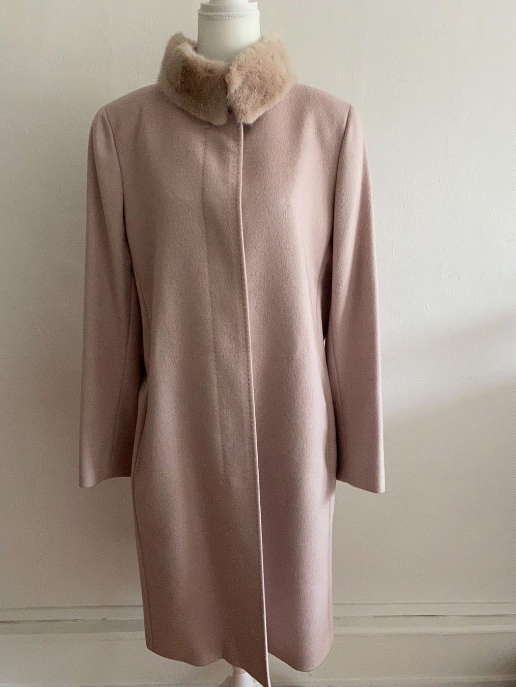 Max Mara Cappotti: Max Mara Studio Mantel – Nuovo (secondo la descrizione) da Bern venduto da schnupka
