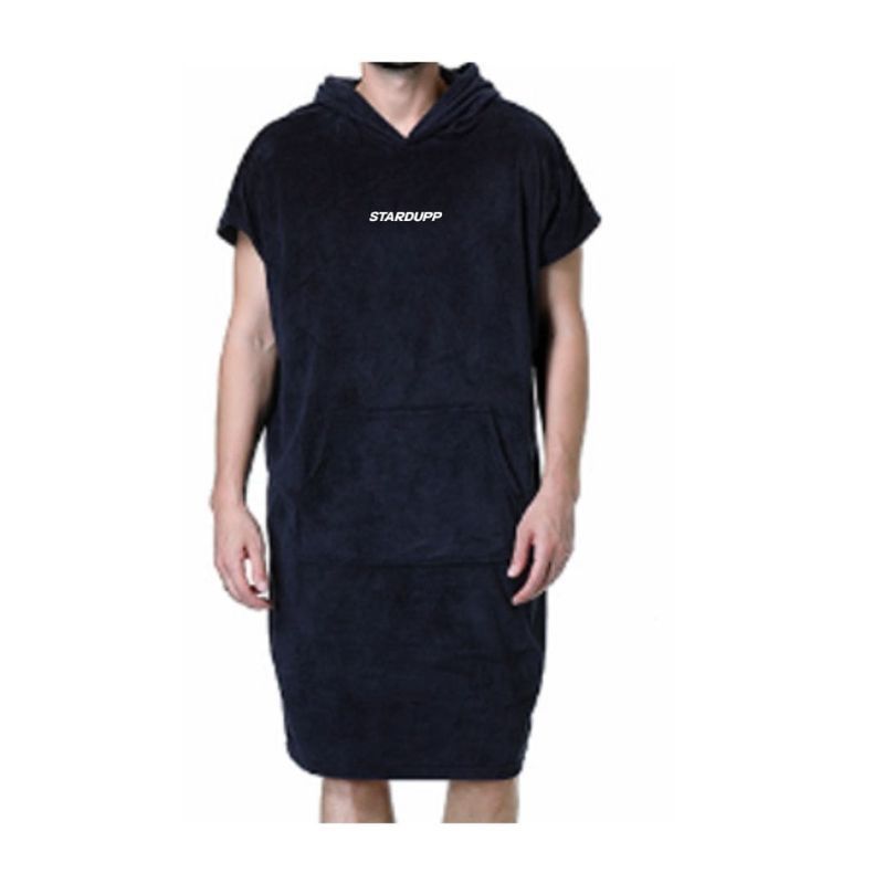 Kleider: Stardupp Poncho - Black – Neu und originalverpackt aus Küssnacht am Rigi von surfdeal