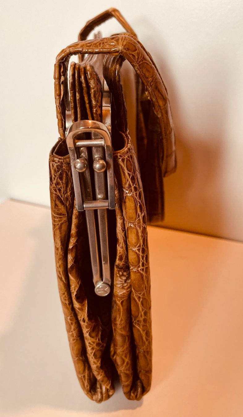 Borse da donna: Sac vintage Croco – Usato da Sugnens venduto da 555madison 1