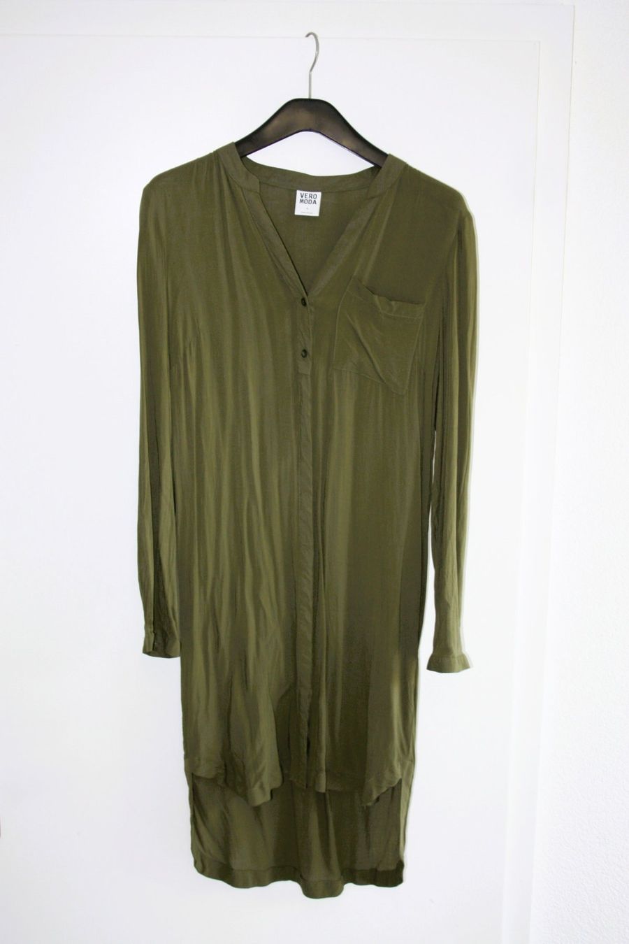Vero Moda Robes: Vero Moda Blusenkleid Gr. S – D'occasion à Deitingen par Johnny_Malibu