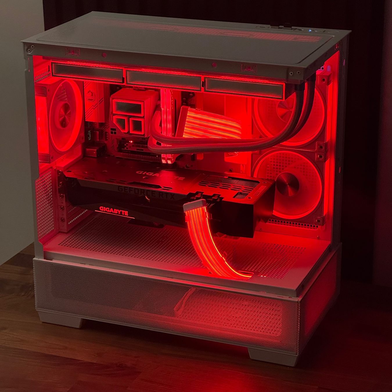 PCs: PC Gaming aesthetic RTX 3070TI / Ryzen 5 3600 – Neu (gemäss Beschreibung) aus Préverenges von VisionPCs 1
