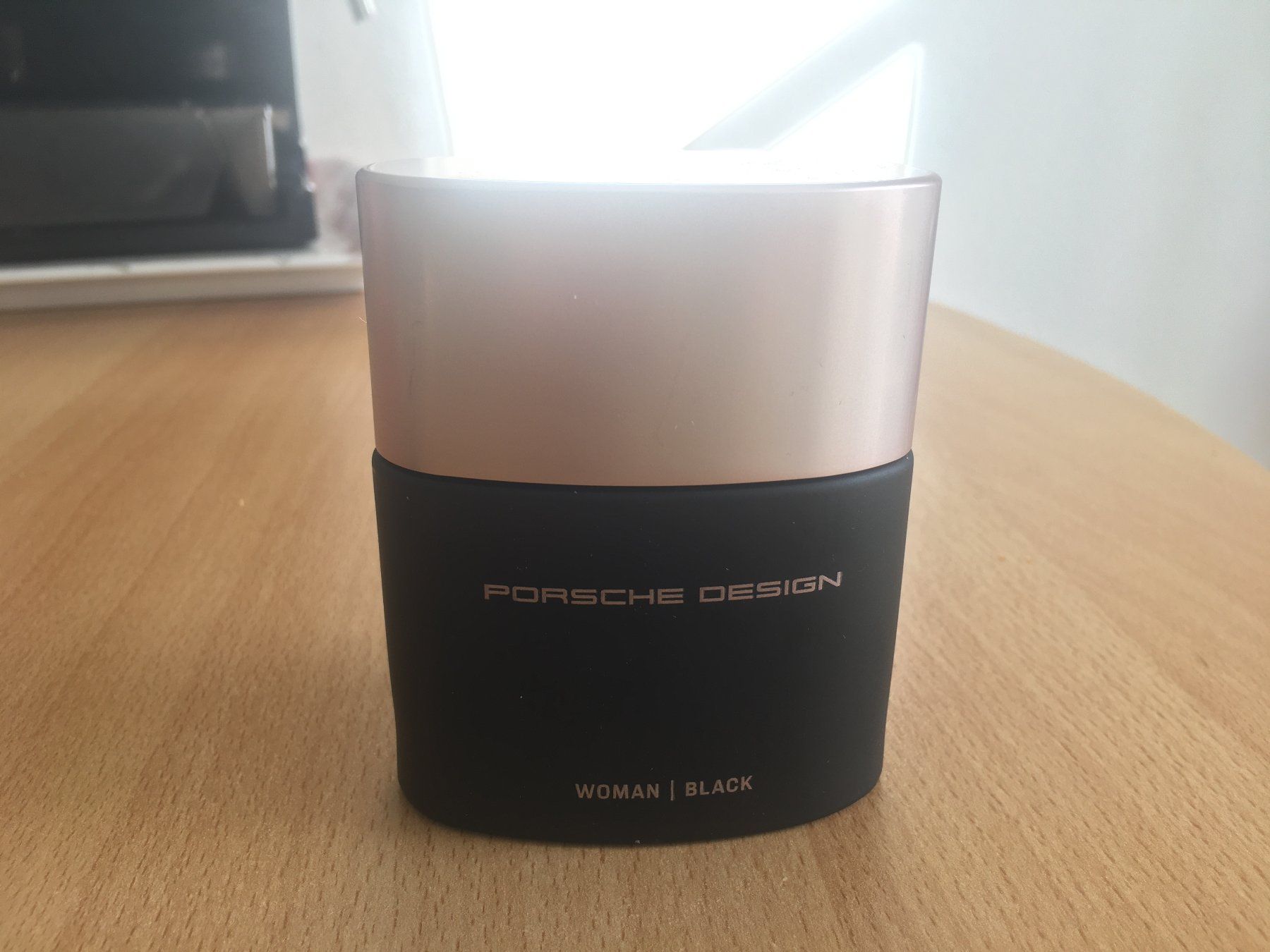 Porsche Profumi & Eau de Toilette: Porsche Design e Women Black Eau de Parfum 50 ml – Usato da Flawil venduto da rcnkr