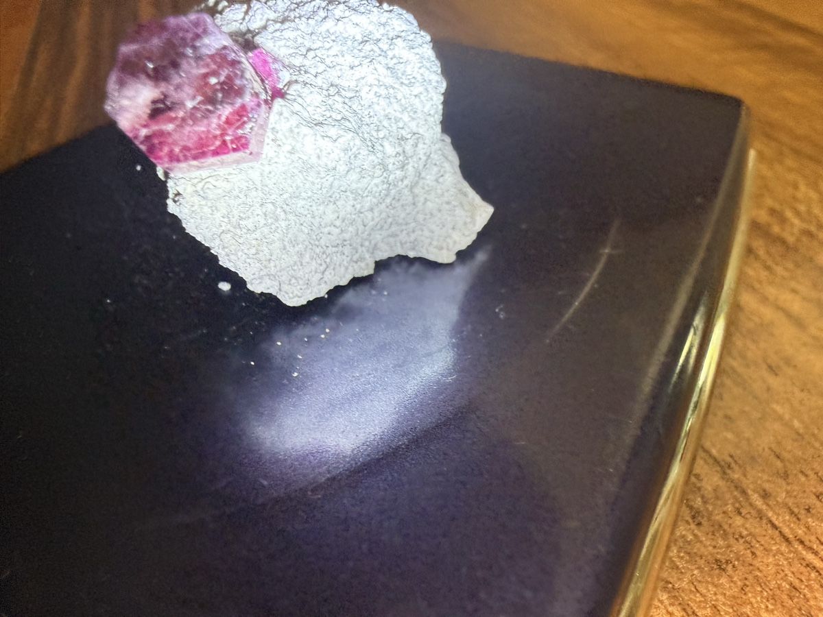 Pietre preziose: Red beryl in Matrix  – Nuovo (secondo la descrizione) da Oberhof venduto da RealStone 7