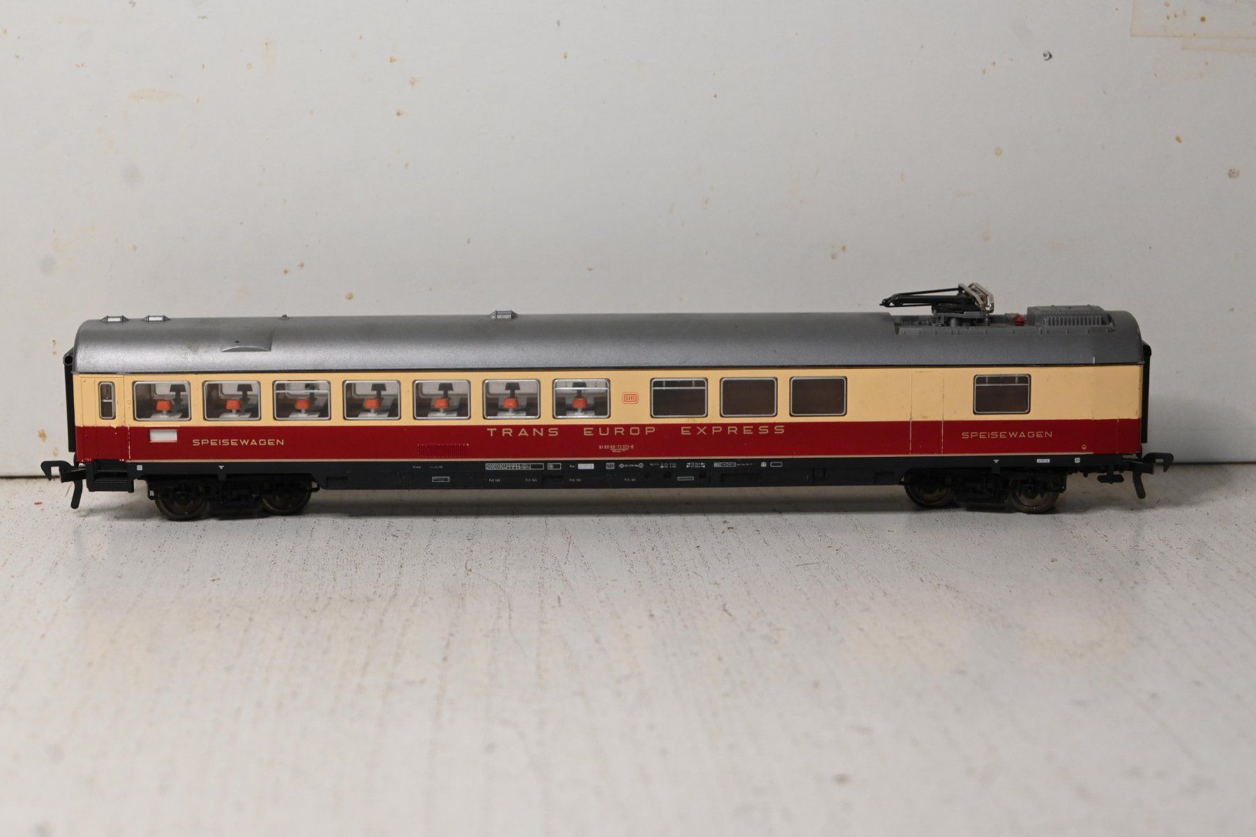 Fleischmann Modellini di ferrovie: TEE Speisewagen Fleischmann HO/DC ohne OVP – Usato da Laupen ZH venduto da Zmoewe