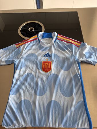 Fussballtrikot Spanien Grösse S neuwertig