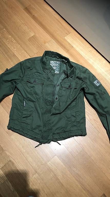 Giacche: Jacke superdry gr.34 – Usato da Möriken AG venduto da Marisa043 3