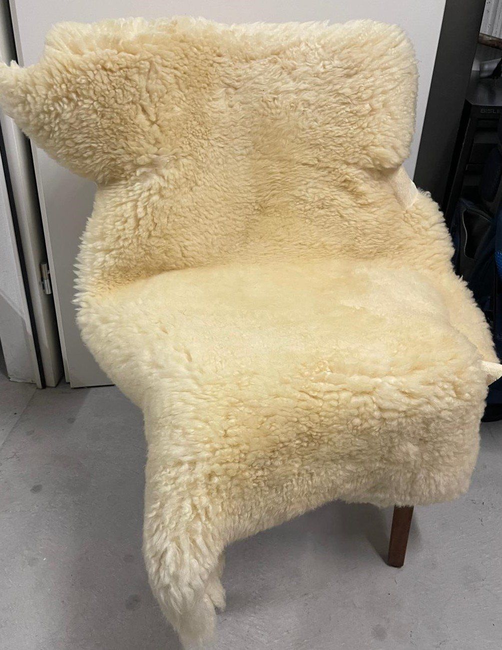 Alle Dekorationen: 8 x Peaux de mouton – Gebraucht aus Thalwil von Smotha 3