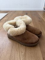 UGG - Mini Bailey Button II, Gr. 38