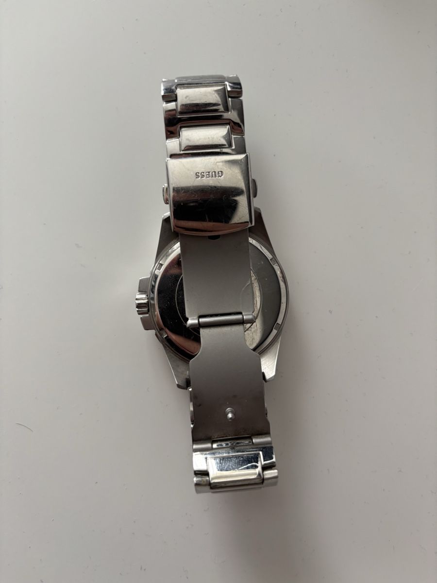 Guess Orologi: Guess Uhr Unisex Silber Strass Chronograph – Usato da Flawil venduto da markomilo 1