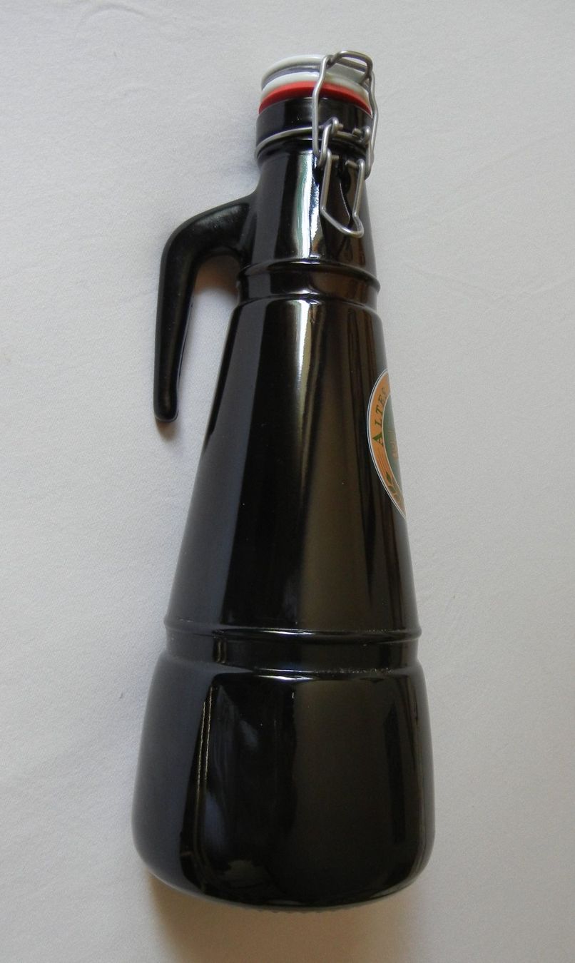 Gläser, Krüge & Flaschen: 2 LITER BIERFLASCHE TRAMDEPOT BERN – Neu (gemäss Beschreibung) aus Bern von Mekongbeach 2