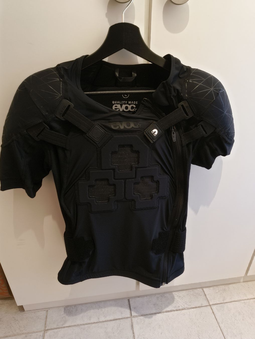 Evoc Protections: Evoc Bike Protector Jacket Pro Neu – Neuf (Voir description) à Luzern par phi_w8tg