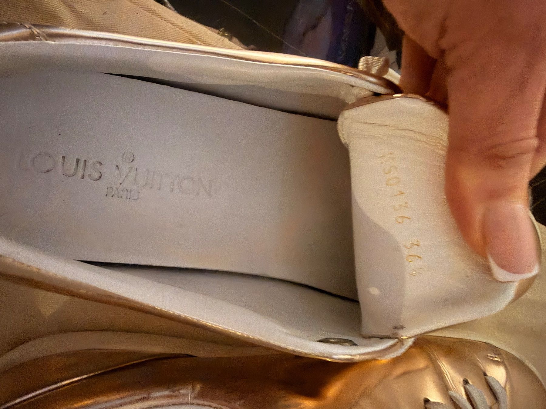 Damenschuhe: Zeitlos iconic Louis Vuitton Chic Sneakers – Neu (gemäss Beschreibung) aus Richterswil von LCKYM7 7