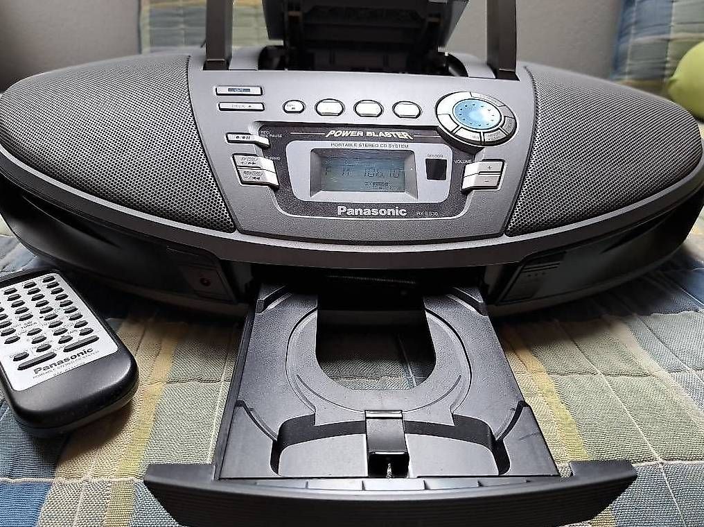 Panasonic Tragbarer Mediaplayer: PANASONIC STEREO CD-CC AUTO REVERSE m. FB – Gebraucht aus Effretikon von evasion62 2