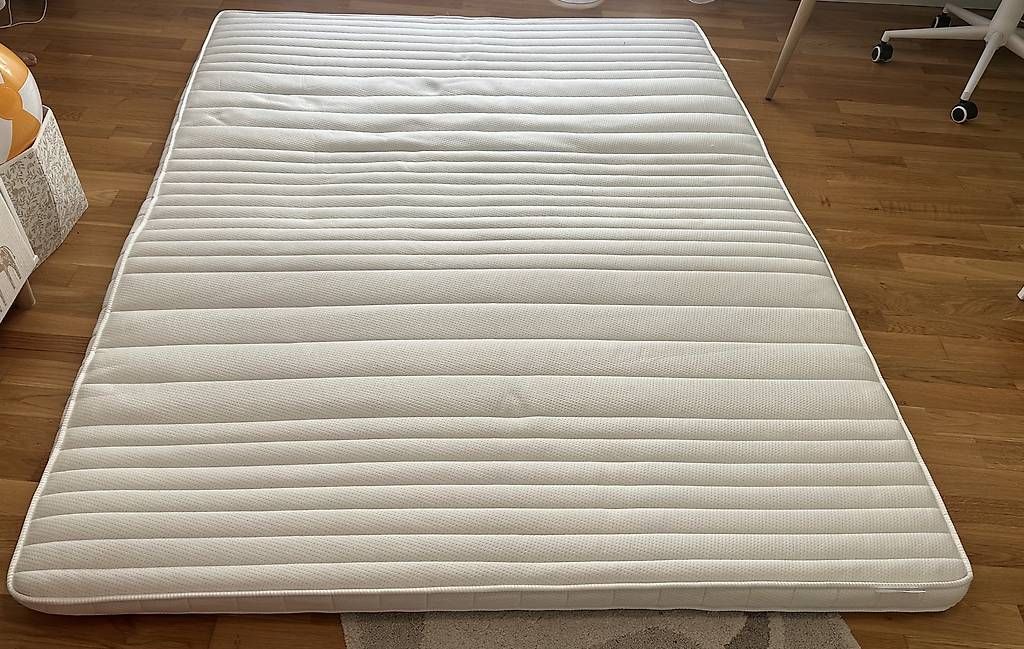 Materassi: Topper / Matraze 160x200 – Usato da Luzern venduto da val_zzf8