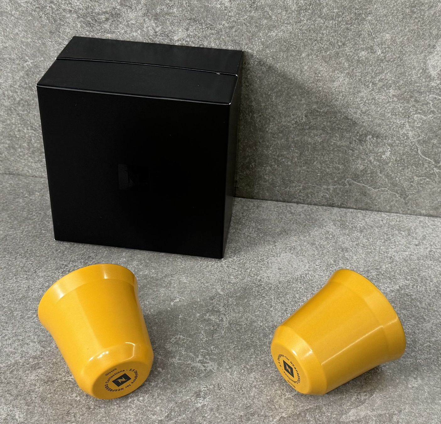 Nespresso Macchine per caffè & Macchine per espresso: NESPRESSO PIXIE Set, 2 x ISTANBUL à 80ml ... – Nuovo e nell'imballaggio originale da Klosters venduto da ClodiKL 2