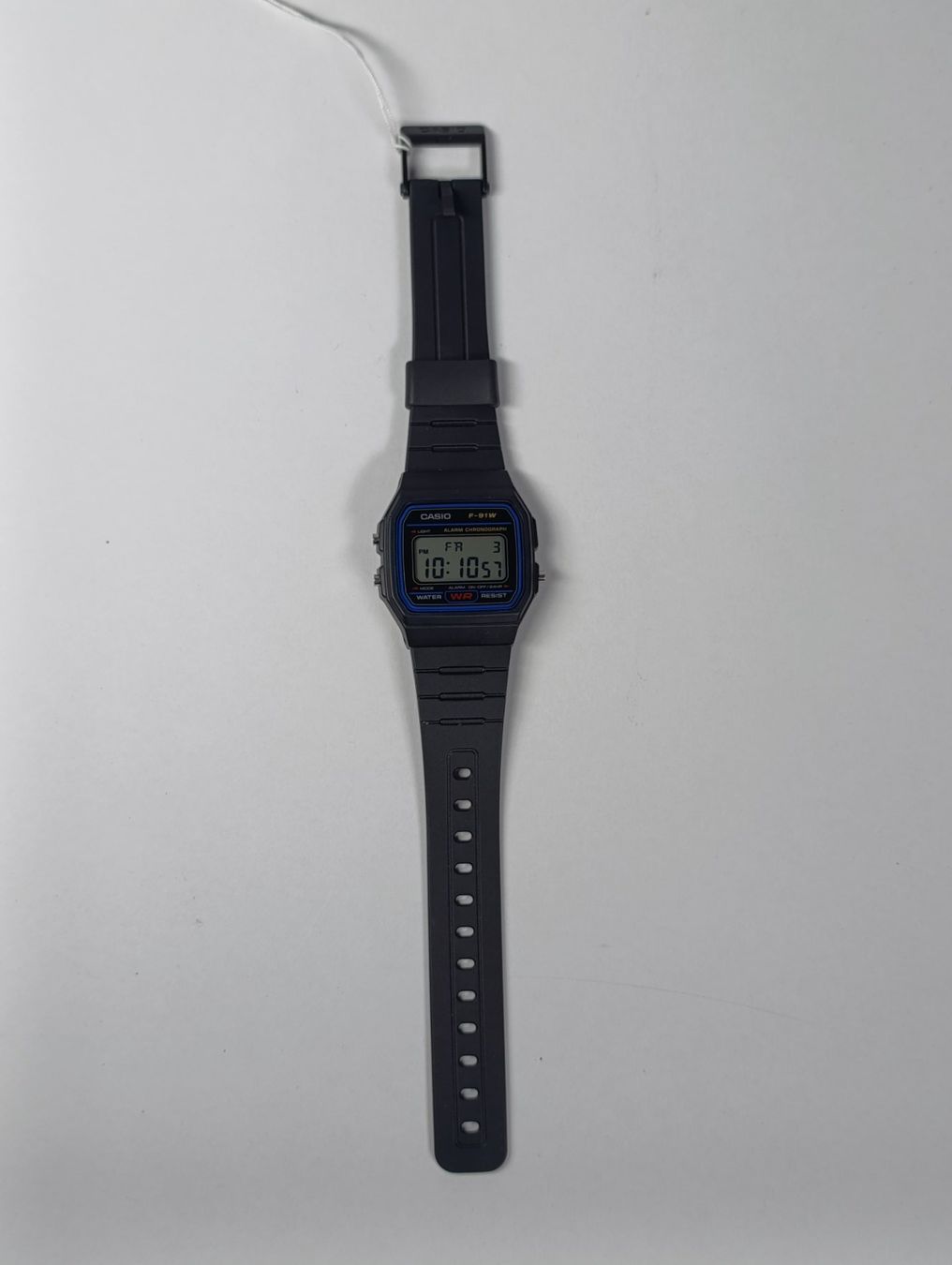 Casio Montres: CASIO Montre F-91W – Neuf avec emballage d'origine à Thielle par Plusvalue_Neuchatel