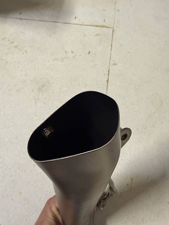 Sistemi di scarico: Akrapovic Endtopf Yamaha R6 – Usato da Tagelswangen venduto da Mantii 2