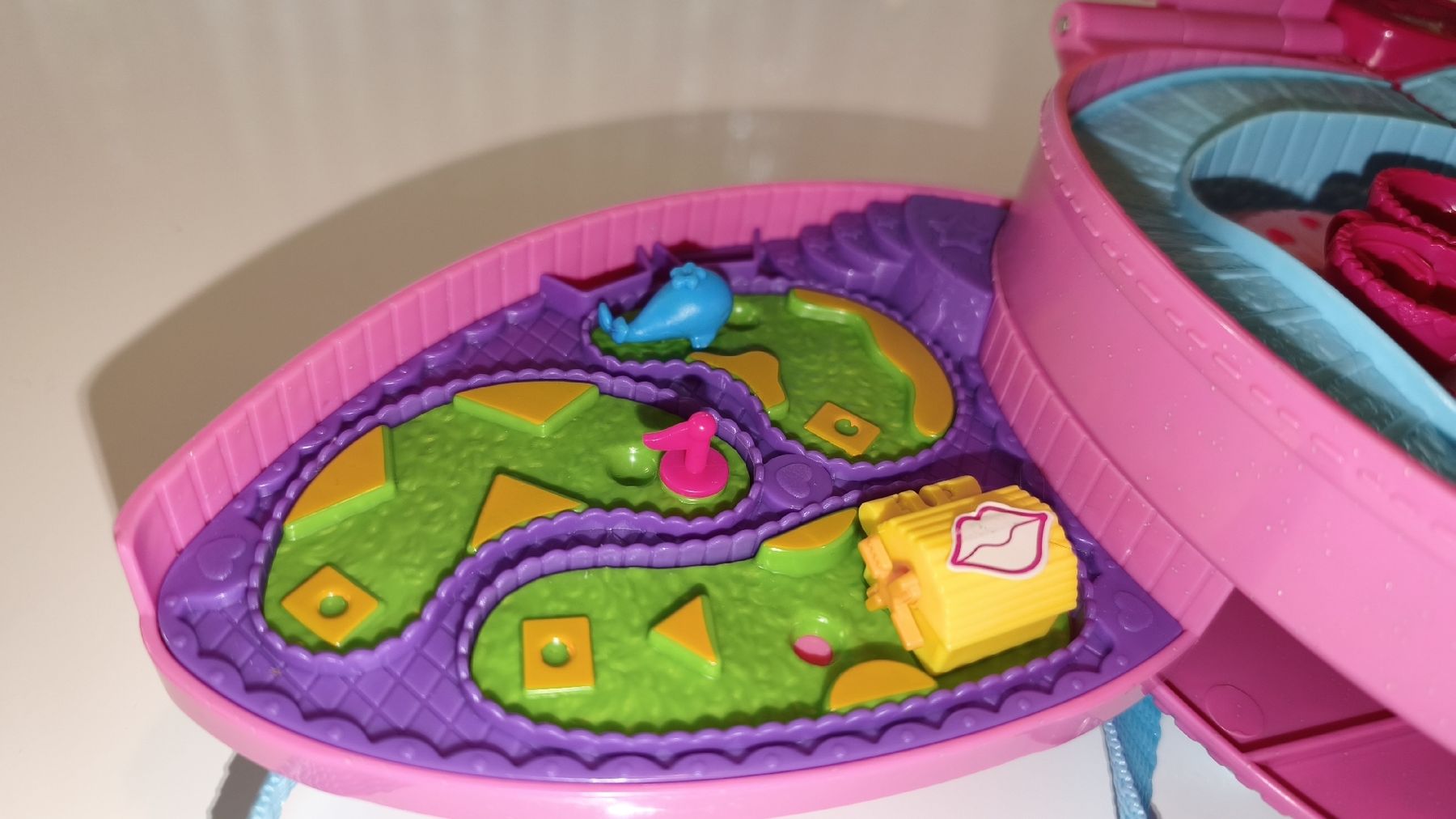 Polly Pocket Giocattoli: Polly Pocket Schatulle Freizeitpark Rucksack – Usato da Uster venduto da Vega56 6