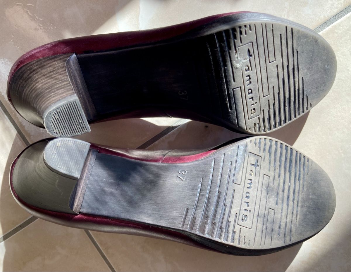 Tamaris Damenschuhe: Tamaris Echtleder Pumps, Gr. 37, Weinrot – Gebraucht aus Vinelz von Viewfinder84 2