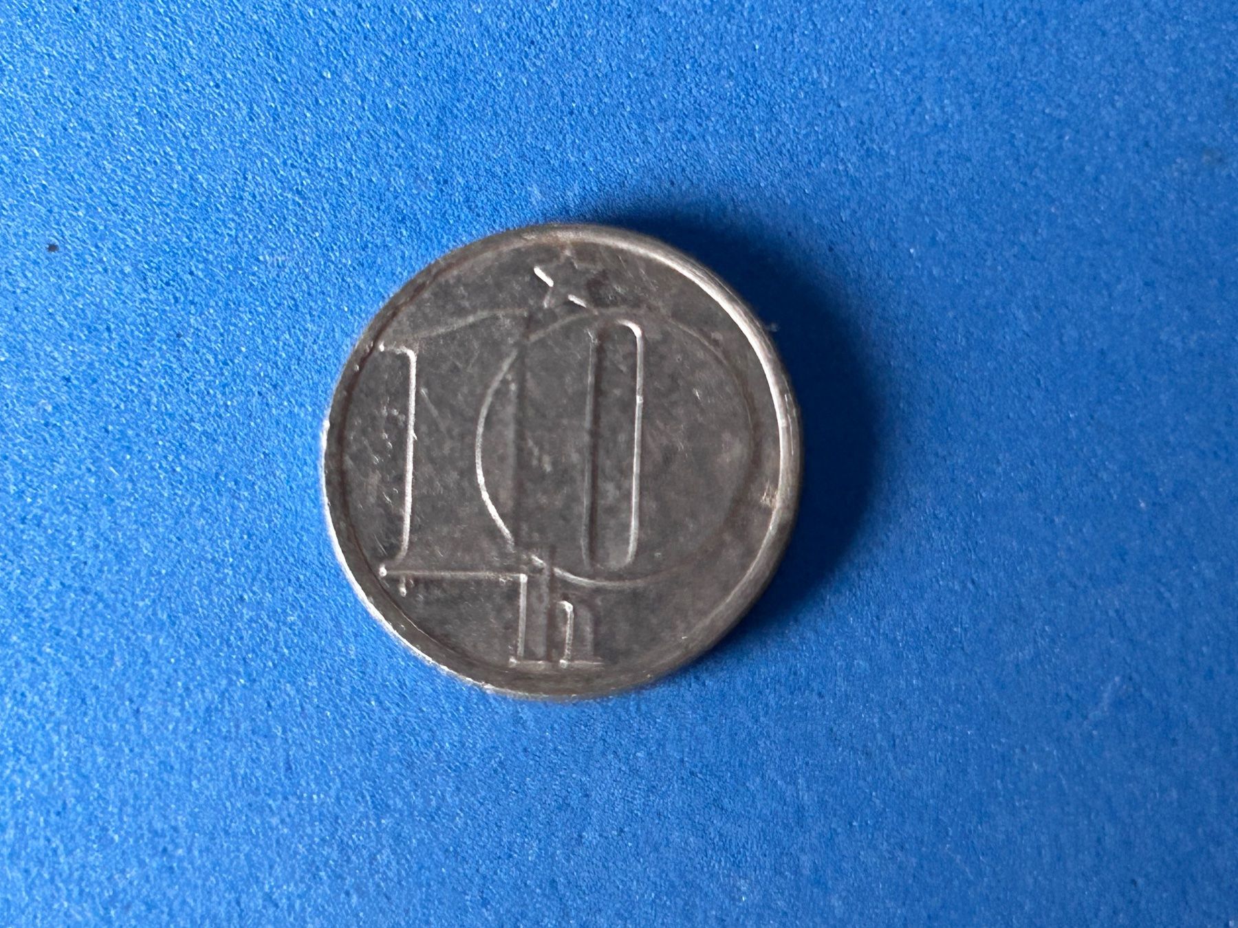 Tutti le monete: Czechoslovakia - 10 Haléřů 1986 – Usato da Corcelles NE venduto da AJKader 6